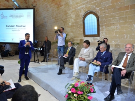 Tutte le identit del rosato