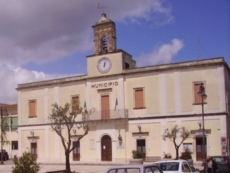 Monte ora minaccia di lasciare la maggioranza