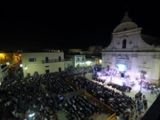 Note e show sotto le stelle di Guagnano