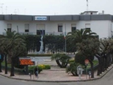 "Maggioranza in stato vegetativo, neanche l’ABC riesce ad applicare!"