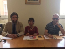 "Vogliono unire due paesi, ma si fratturano all'interno"