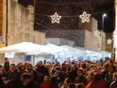 Al via "So this is Christmas", ritmo gospel e magie natalizie