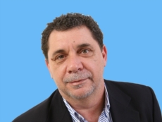 Scossone politico in municipio, Paladini azzera la Giunta